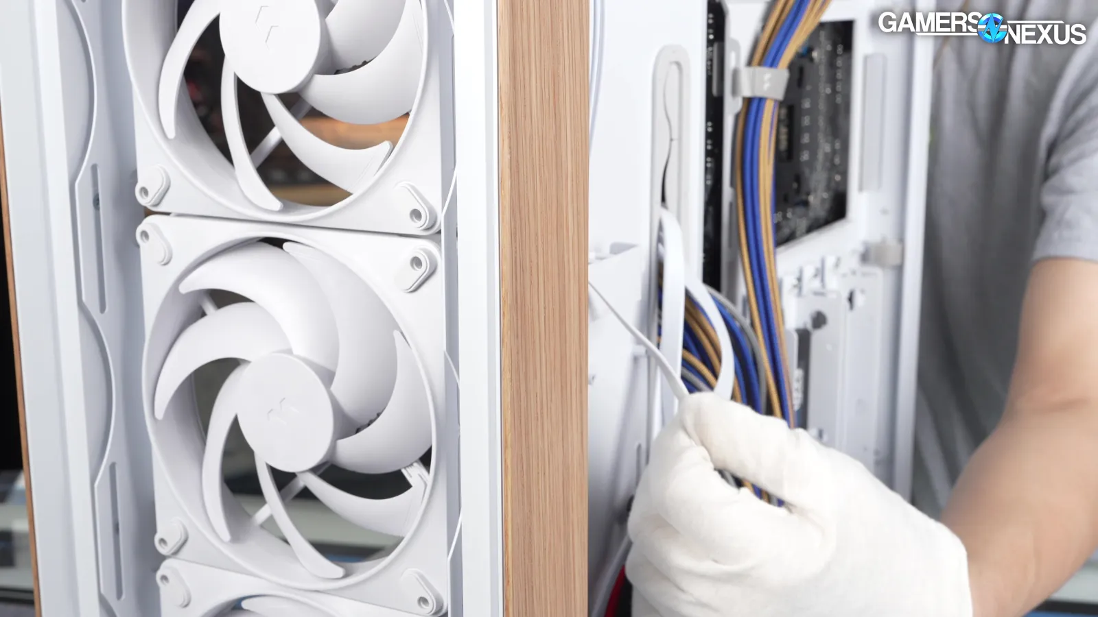Fractal Summit Case 42